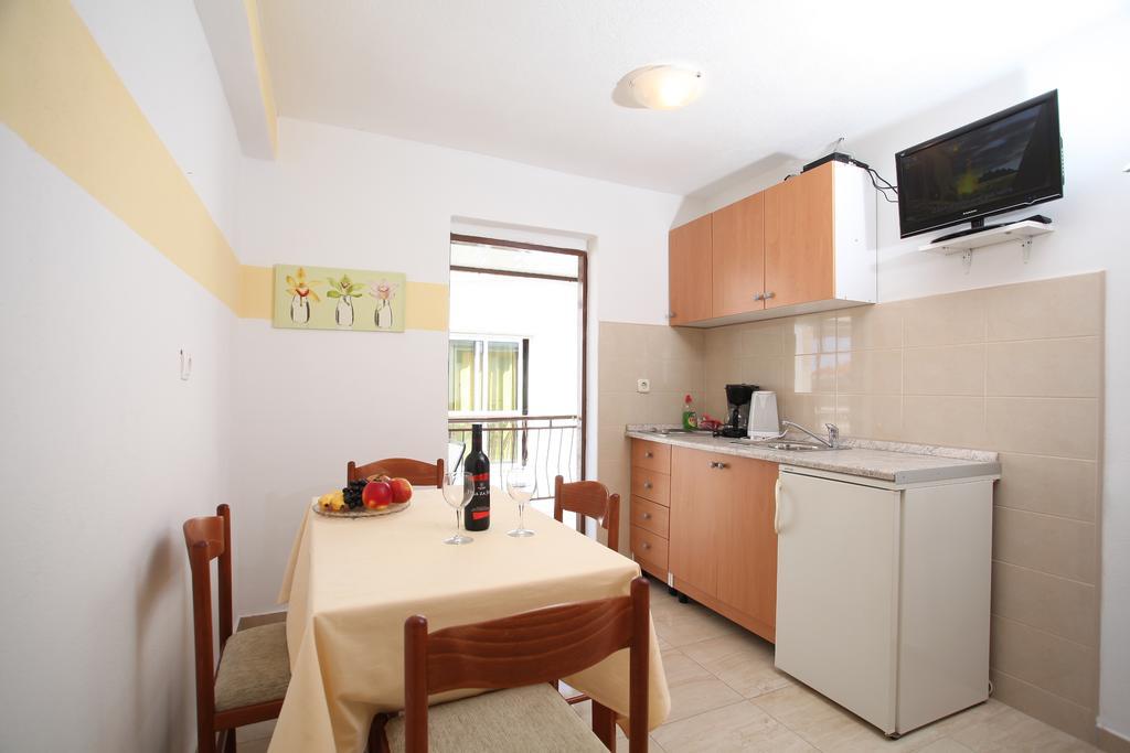 Apartments Kovacic Makarska Room photo